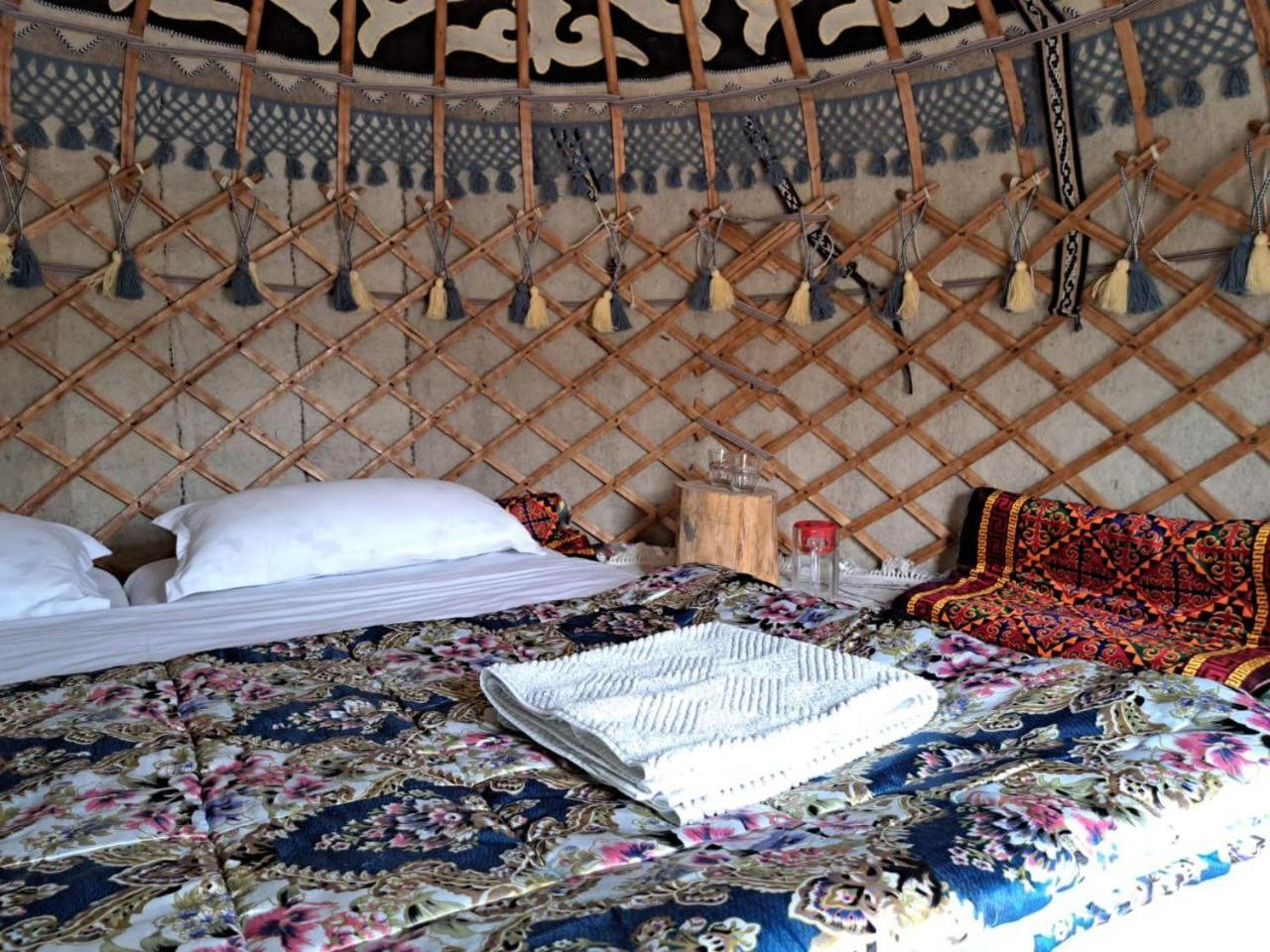 Bed and Breakfast Agat Yurt Camp Kaji-Say Exteriér fotografie