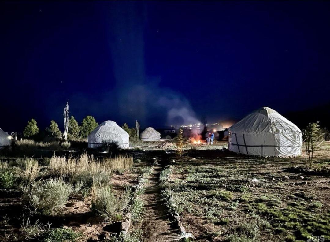 Bed and Breakfast Agat Yurt Camp Kaji-Say Exteriér fotografie